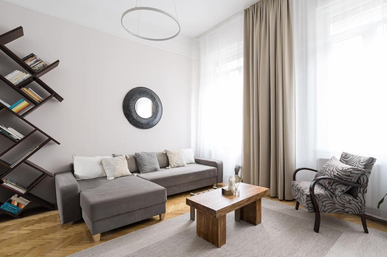 Sunrise Lounge Corvin 63M2 Ac Apartment บูดาเปสต์ ภายนอก รูปภาพ