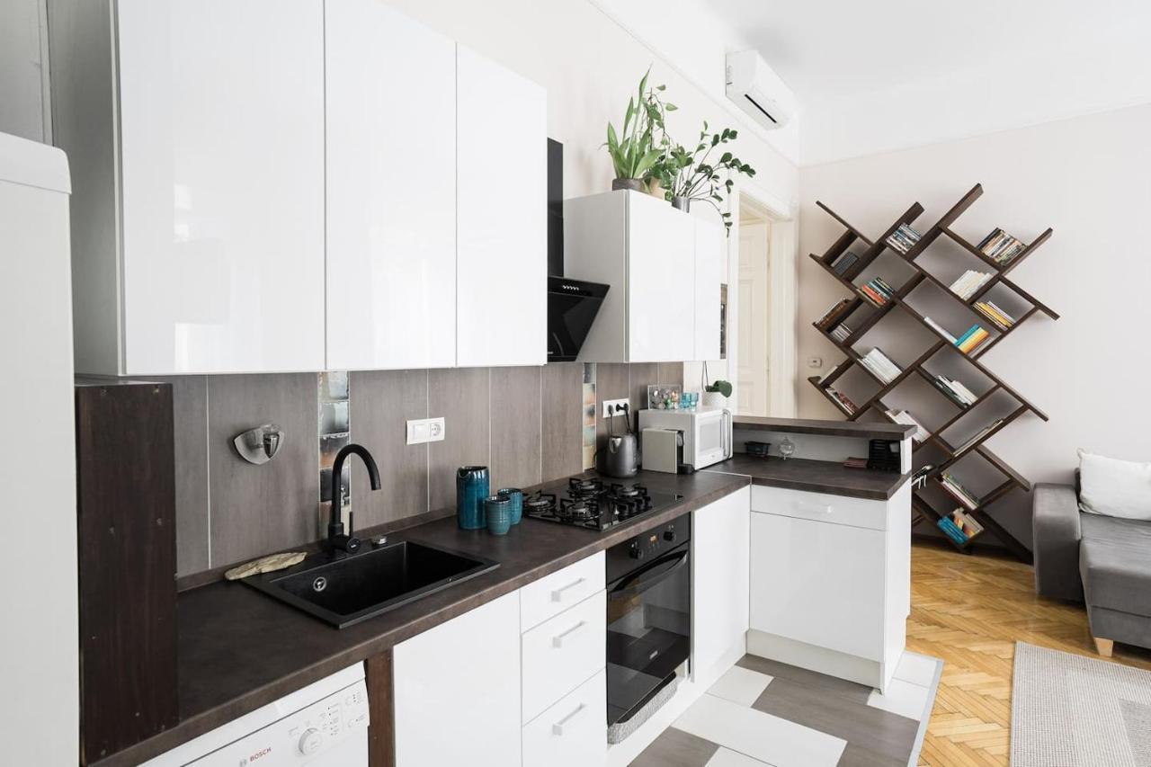 Sunrise Lounge Corvin 63M2 Ac Apartment บูดาเปสต์ ภายนอก รูปภาพ